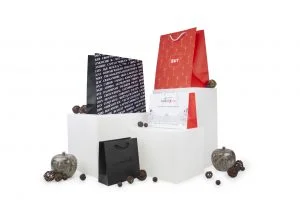Draagtassen luxe papier bedrukt met logo ABC Pack Solutions fabrikant promotionele verpakkingen